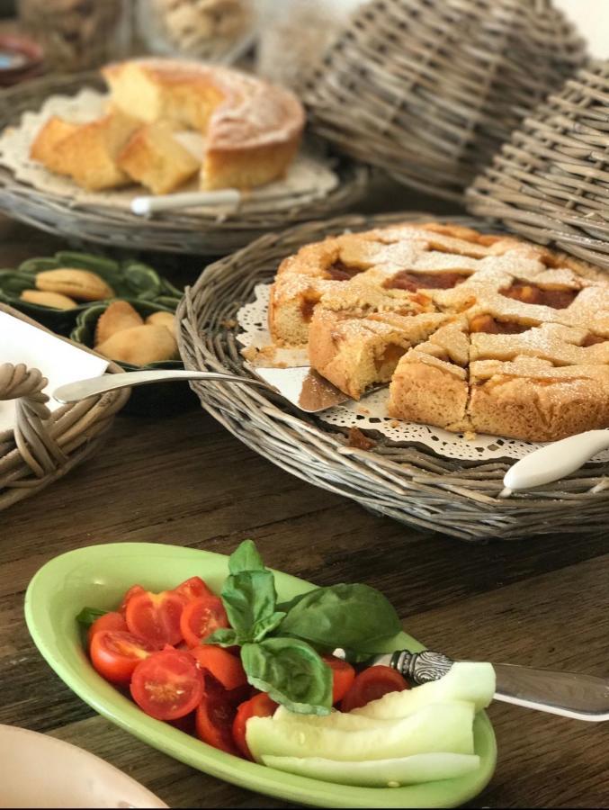 Dimora Le Ginestre Adults Only Bed & Breakfast Fasano Eksteriør bilde