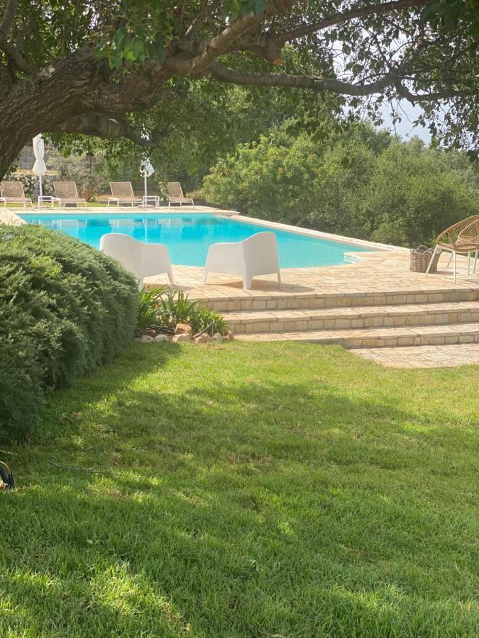Dimora Le Ginestre Adults Only Bed & Breakfast Fasano Eksteriør bilde