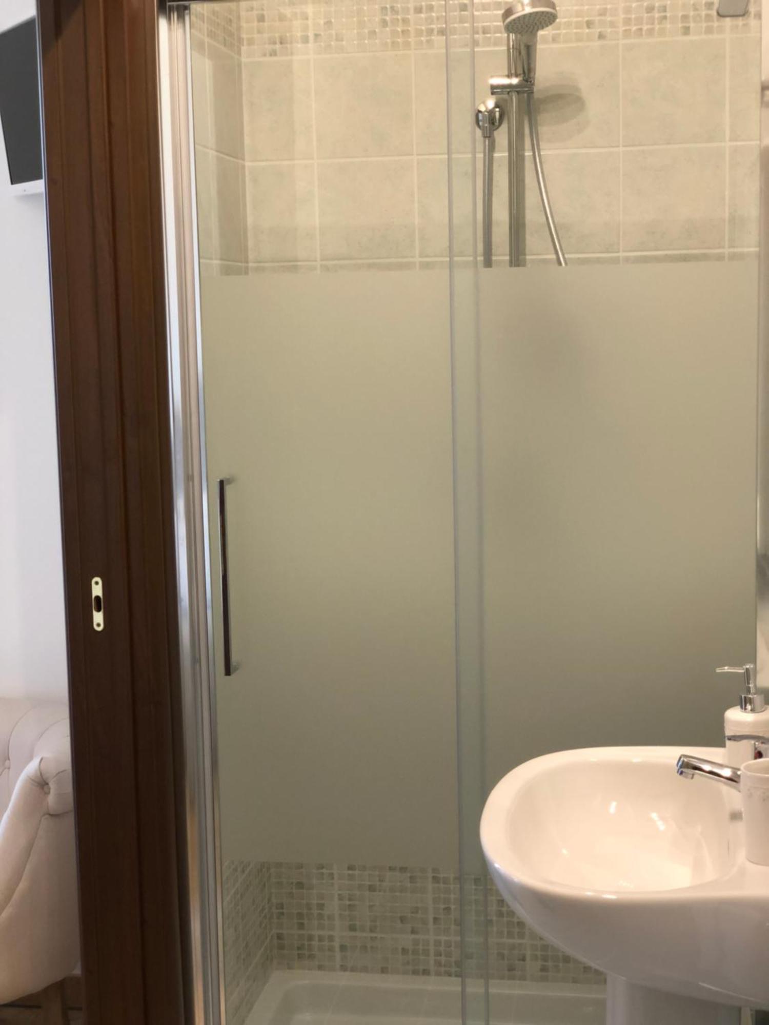 Dimora Le Ginestre Adults Only Bed & Breakfast Fasano Rom bilde